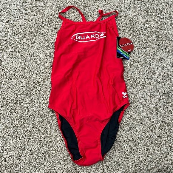 NWT TYR Life Guard Diamondfit Red One Piece Women Swim Size 38 - Picture 1 of 5